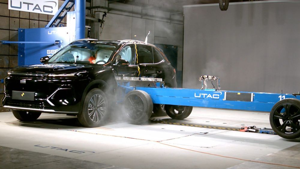 GEELY провела во Франции уникальный краш-тест, превысивший требования Euro NCAP